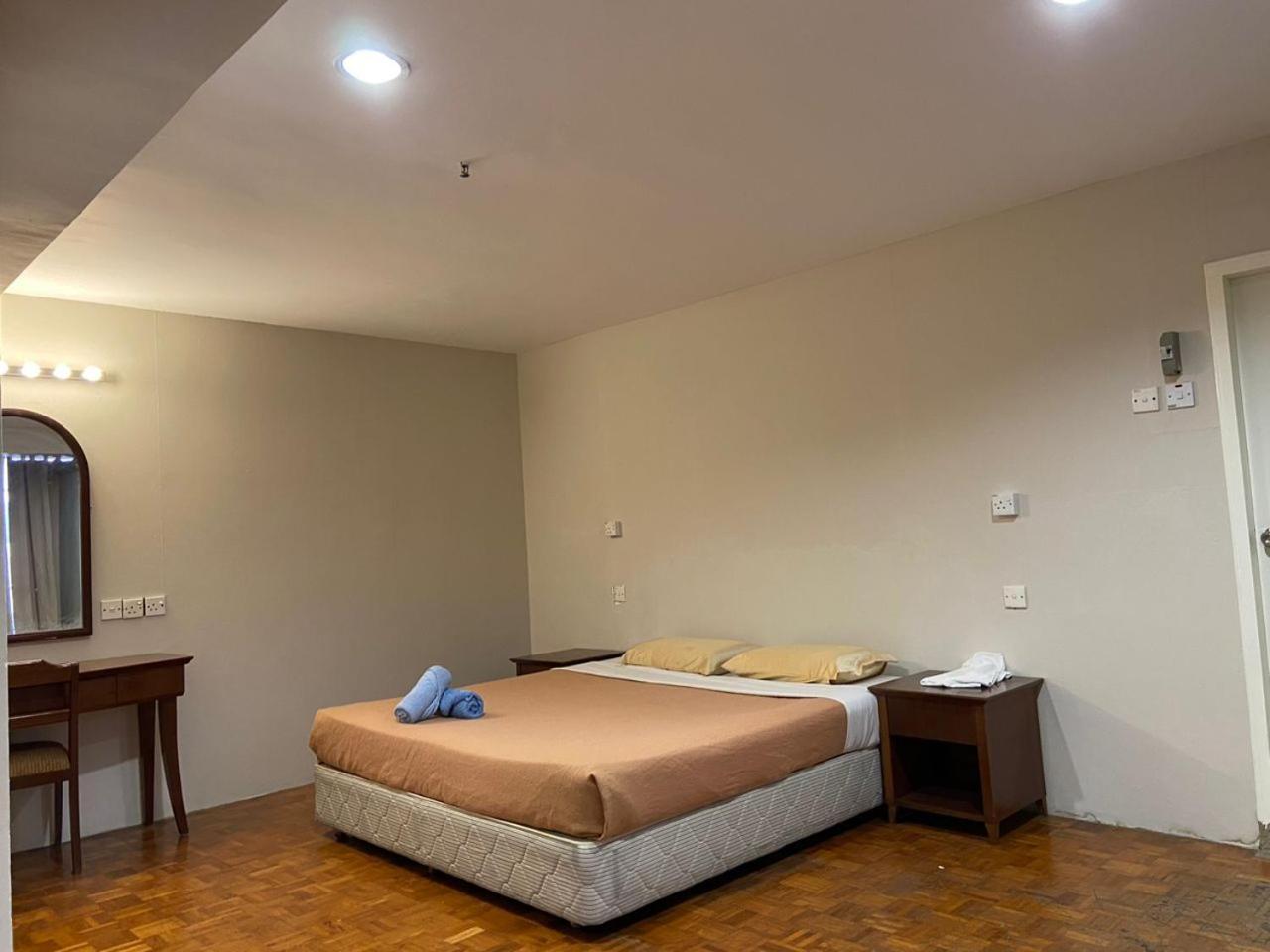 The Little Star Studio Hotel- Star Regency Brincsang Kültér fotó