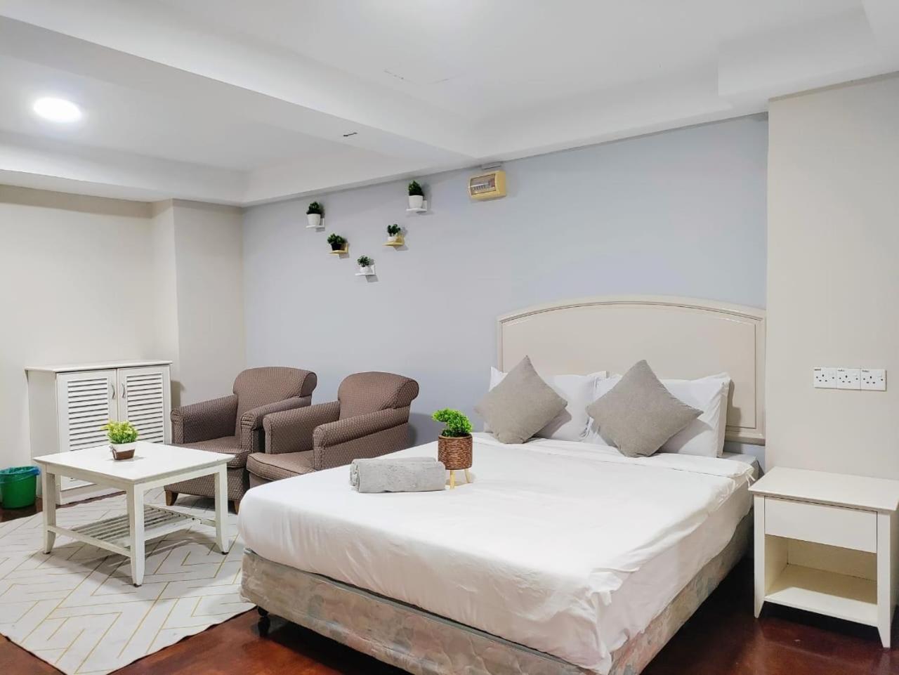 The Little Star Studio Hotel- Star Regency Brincsang Kültér fotó