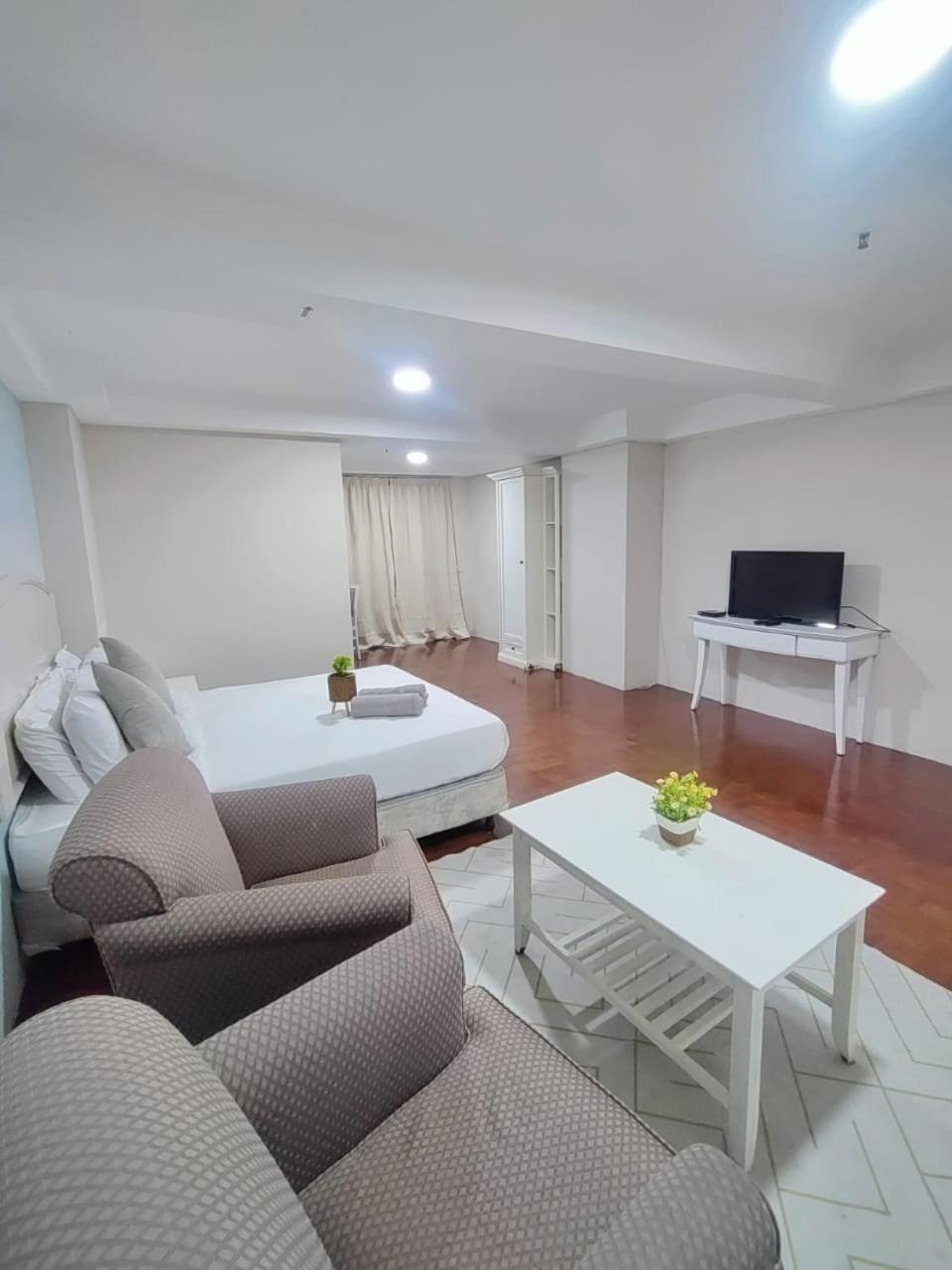 The Little Star Studio Hotel- Star Regency Brincsang Kültér fotó